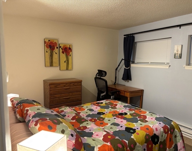 18 Windsor Hill - Photo Thumbnail 12