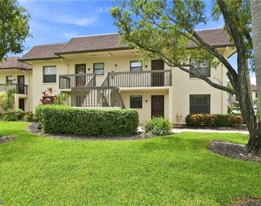 9261 Central Park Drive - Photo Thumbnail 4