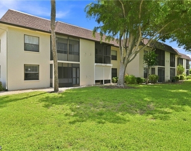 9261 Central Park Drive - Photo Thumbnail 6