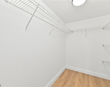 9261 Central Park Drive - Photo Thumbnail 14