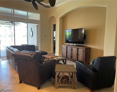 6557 Caldecott Drive - Photo Thumbnail 3