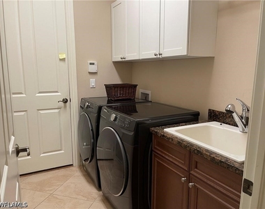 6557 Caldecott Drive - Photo Thumbnail 12