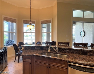 6557 Caldecott Drive - Photo Thumbnail 7