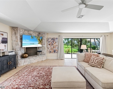 9908 White Sands Place - Photo Thumbnail 12