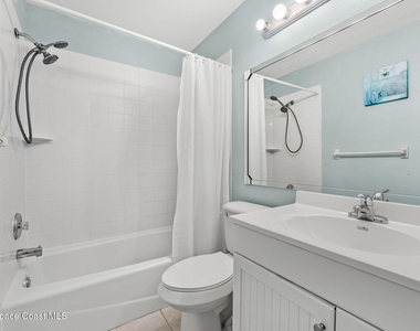 220 Beach Park Lane - Photo Thumbnail 10