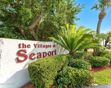 220 Beach Park Lane - Photo Thumbnail 2