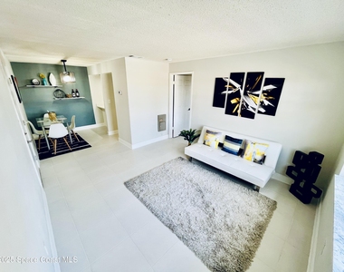 216 Preston Lane - Photo Thumbnail 2