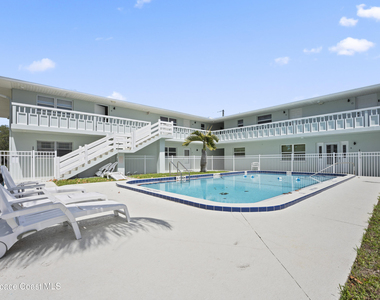 299 E Central Boulevard - Photo Thumbnail 8