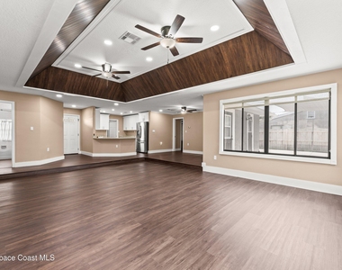 6424 Dane Avenue - Photo Thumbnail 10