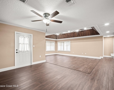 6424 Dane Avenue - Photo Thumbnail 6
