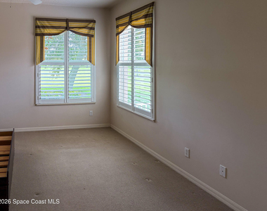 4292 Woodhall Circle - Photo Thumbnail 11