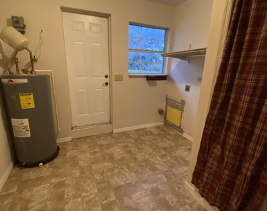 1865 Guava Avenue - Photo Thumbnail 12