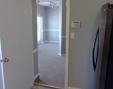 6895 Grissom Parkway - Photo Thumbnail 7