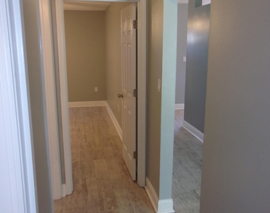 6895 Grissom Parkway - Photo Thumbnail 26