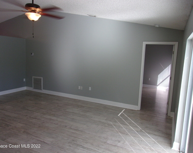 6895 Grissom Parkway - Photo Thumbnail 20