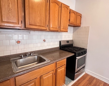 593 Miller Avenue - Photo Thumbnail 7