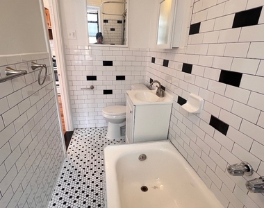 593 Miller Avenue - Photo Thumbnail 11