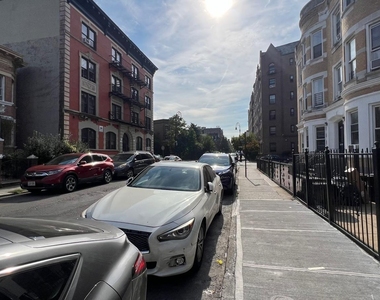 2311 Newkirk Avenue - Photo Thumbnail 22