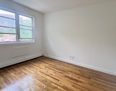 548 Rockaway Avenue - Photo Thumbnail 11
