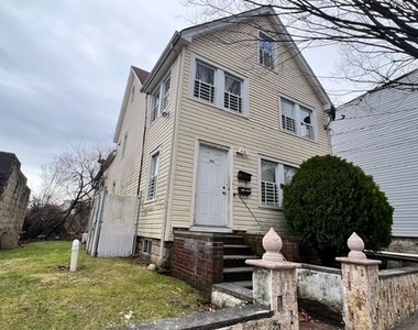 North Burgher Avenue - Photo Thumbnail 19