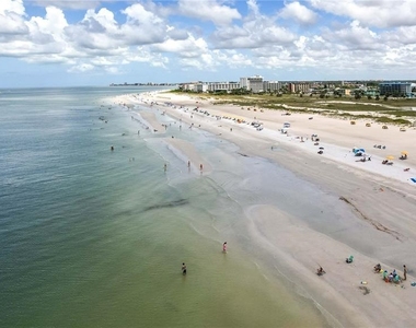 11605 Gulf Boulevard - Photo Thumbnail 47