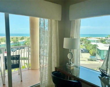 11605 Gulf Boulevard - Photo Thumbnail 7