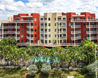 11605 Gulf Boulevard - Photo Thumbnail 25
