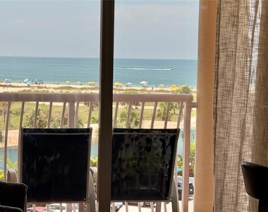 11605 Gulf Boulevard - Photo Thumbnail 8