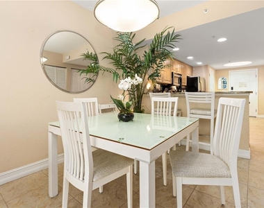 11605 Gulf Boulevard - Photo Thumbnail 22