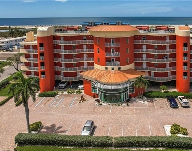 11605 Gulf Boulevard - Photo Thumbnail 52