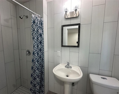 4007 W Wyoming Avenue - Photo Thumbnail 5