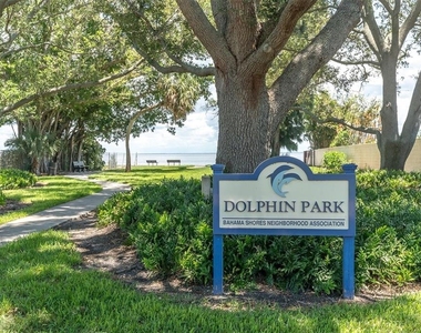 5810 Bahama Shores Drive S - Photo Thumbnail 82