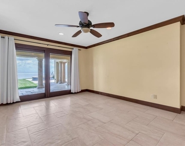 5810 Bahama Shores Drive S - Photo Thumbnail 27