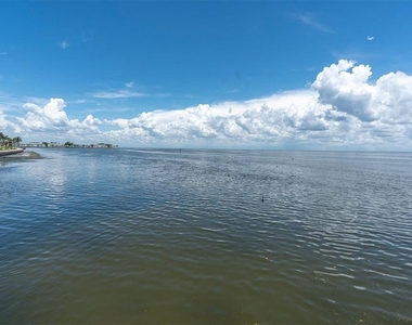 5810 Bahama Shores Drive S - Photo Thumbnail 80