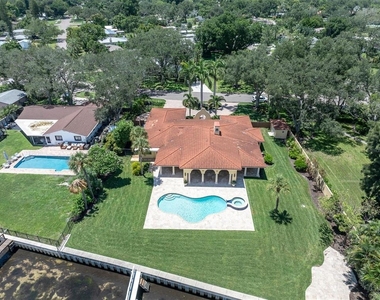 5810 Bahama Shores Drive S - Photo Thumbnail 72