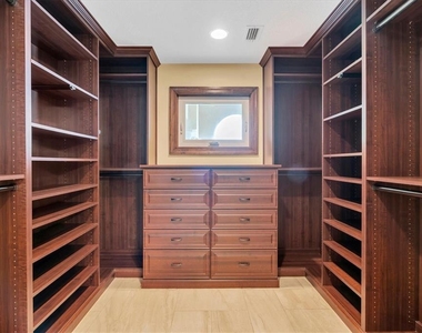 5810 Bahama Shores Drive S - Photo Thumbnail 29