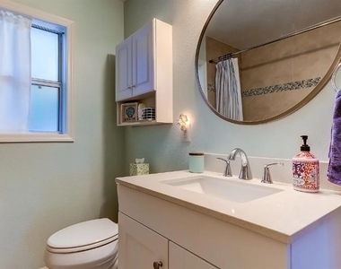 1226 Sedeeva Circle S - Photo Thumbnail 11