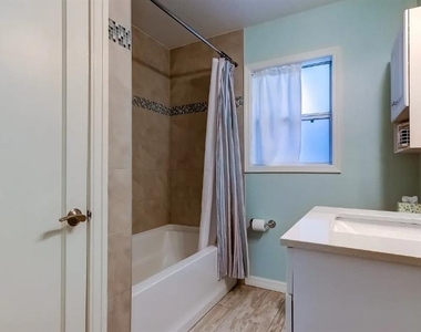 1226 Sedeeva Circle S - Photo Thumbnail 12