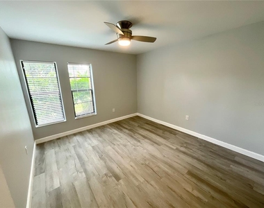 2991 Valencia Lane E - Photo Thumbnail 17