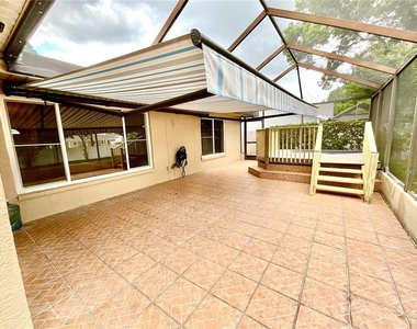 2991 Valencia Lane E - Photo Thumbnail 24