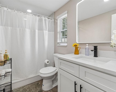 4906 W Cleveland Street - Photo Thumbnail 37