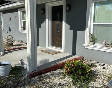9724 Tom Folsom Road - Photo Thumbnail 3