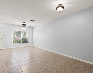 2369 Lake Woodberry Circle - Photo Thumbnail 4