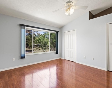 2369 Lake Woodberry Circle - Photo Thumbnail 8
