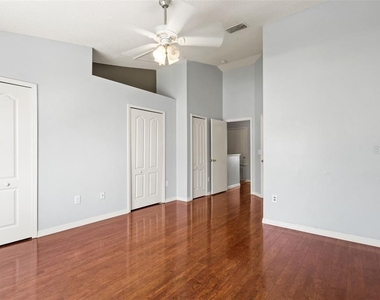 2369 Lake Woodberry Circle - Photo Thumbnail 7