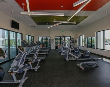 5450 Wayfarer Avenue - Photo Thumbnail 36