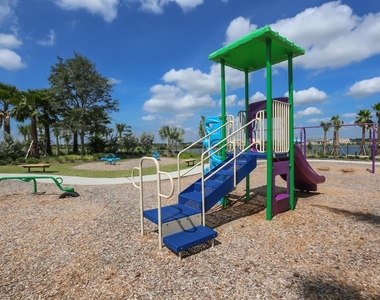 5450 Wayfarer Avenue - Photo Thumbnail 39