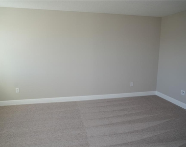 5450 Wayfarer Avenue - Photo Thumbnail 21