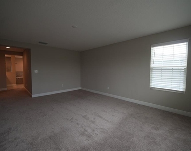 5450 Wayfarer Avenue - Photo Thumbnail 15