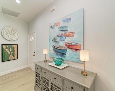 5721 Cottonwood Street - Photo Thumbnail 5